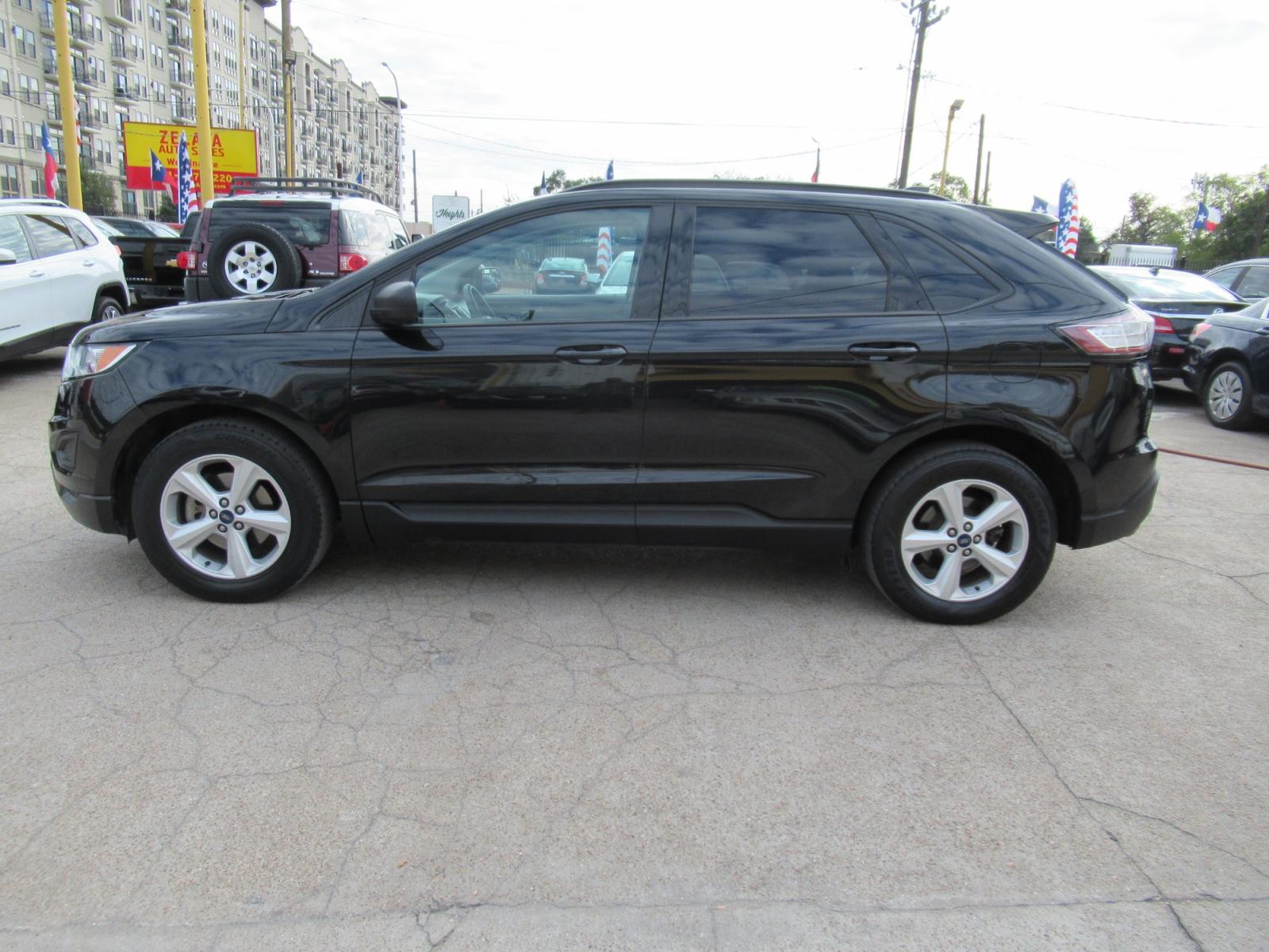 2015 Gray /Tan Ford Edge (2FMTK3G8XFB) with an 3.5 Liter V6 engine, Automatic transmission, located at 1511 North Shepherd Dr., Houston, TX, 77008, (281) 657-1221, 29.798361, -95.412560 - 2015 FORD EDGE SE VIN: 2FMTK3G8XFBB99744 2 F M T K 3 G 8 X F B B 9 9 7 4 4 4 DOOR WAGON/SPORT UTILITY 3.5L V6 F DOHC 24V GASOLINE FRONT WHEEL DRIVE - Photo #21